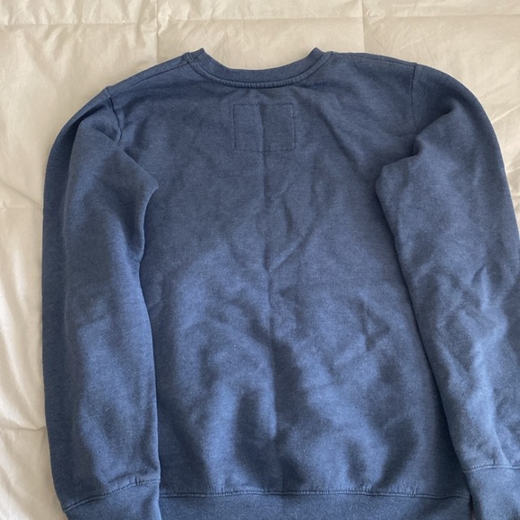 Sweater- Abercrombie - Picture 2 of 3